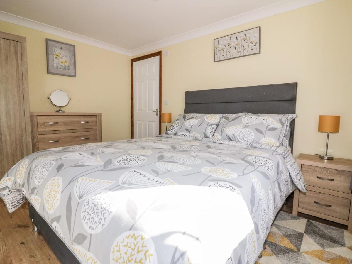 Lower Brambleside Труро Экстерьер фото