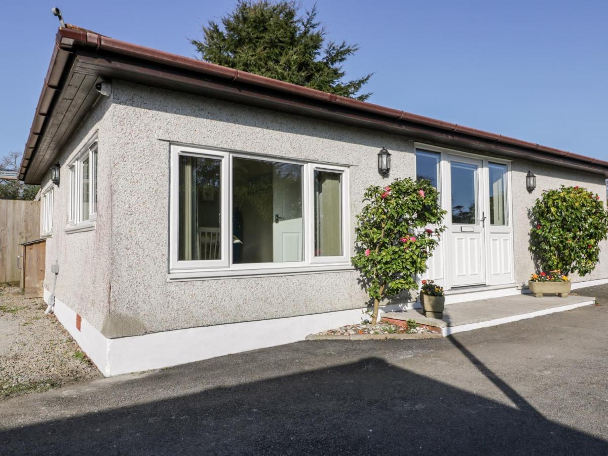 Lower Brambleside Труро Экстерьер фото